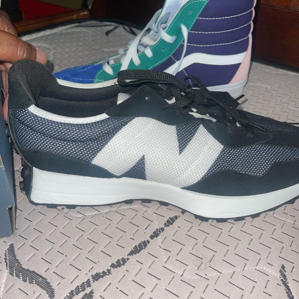 Mens shoes